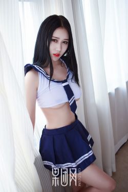 鱼跃在花见